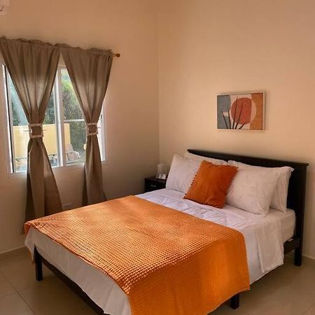 Lovely 2 Bedroom Apartment In Quiet Neighborhood! Philipsburg (Sint Maarten) Exterior foto